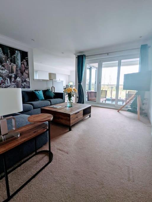 Beautiful 2 Bedroom Flat Overlooking Golf Course Carnoustie Exterior photo